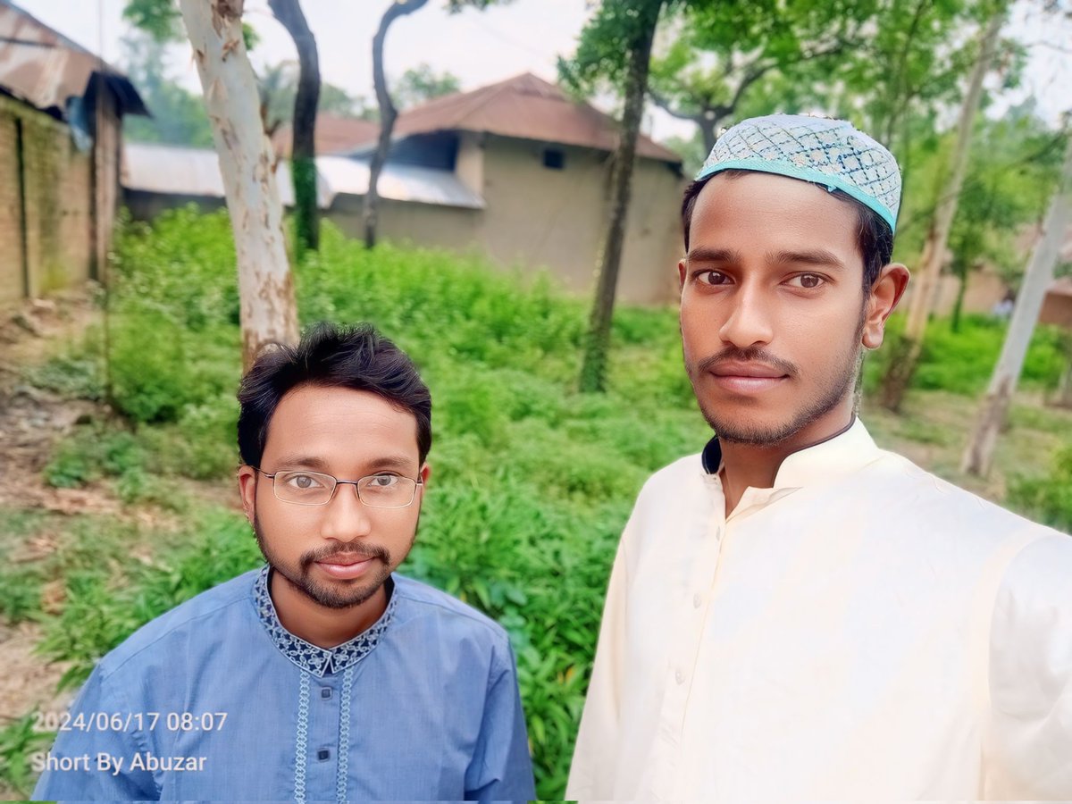 Developerabuzar's tweet image. See you after 1 year. 
Eid brings a lot of joy, Eid erases distance. Eid means joy, Eid means happiness. Eid means a little smile in the midst of thousands of sorrows.
Eid Mubarak