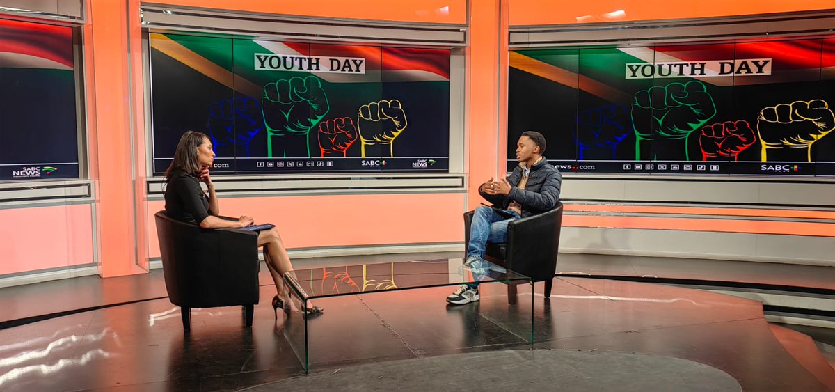 [ON AIR]

As SA celebrates Youth Month, young South Africans are disproportionately affected by the burden of youth unemployment. We are in conversation with 
Executive Director <a href="/sowevote/">SoWeVote 🇿🇦</a>, <a href="/OtsileNkadimeng/">Otsile Nkadimeng</a> and Project Leader <a href="/YouthCapitalSA/">Youth Capital</a>, Kristal Duncan-Williams. 

#SABCNews