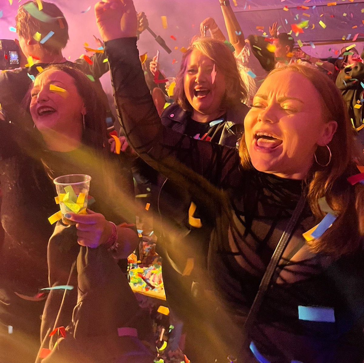 MrsLD10's tweet photo. How the night started at #RaveBingo at #BinksYard vs how it ended, however it didn't end there someone remind me I'm too old too party till 5am but there's no photos of the 'end end' 😂 https://t.co/EB9MSp4pbY