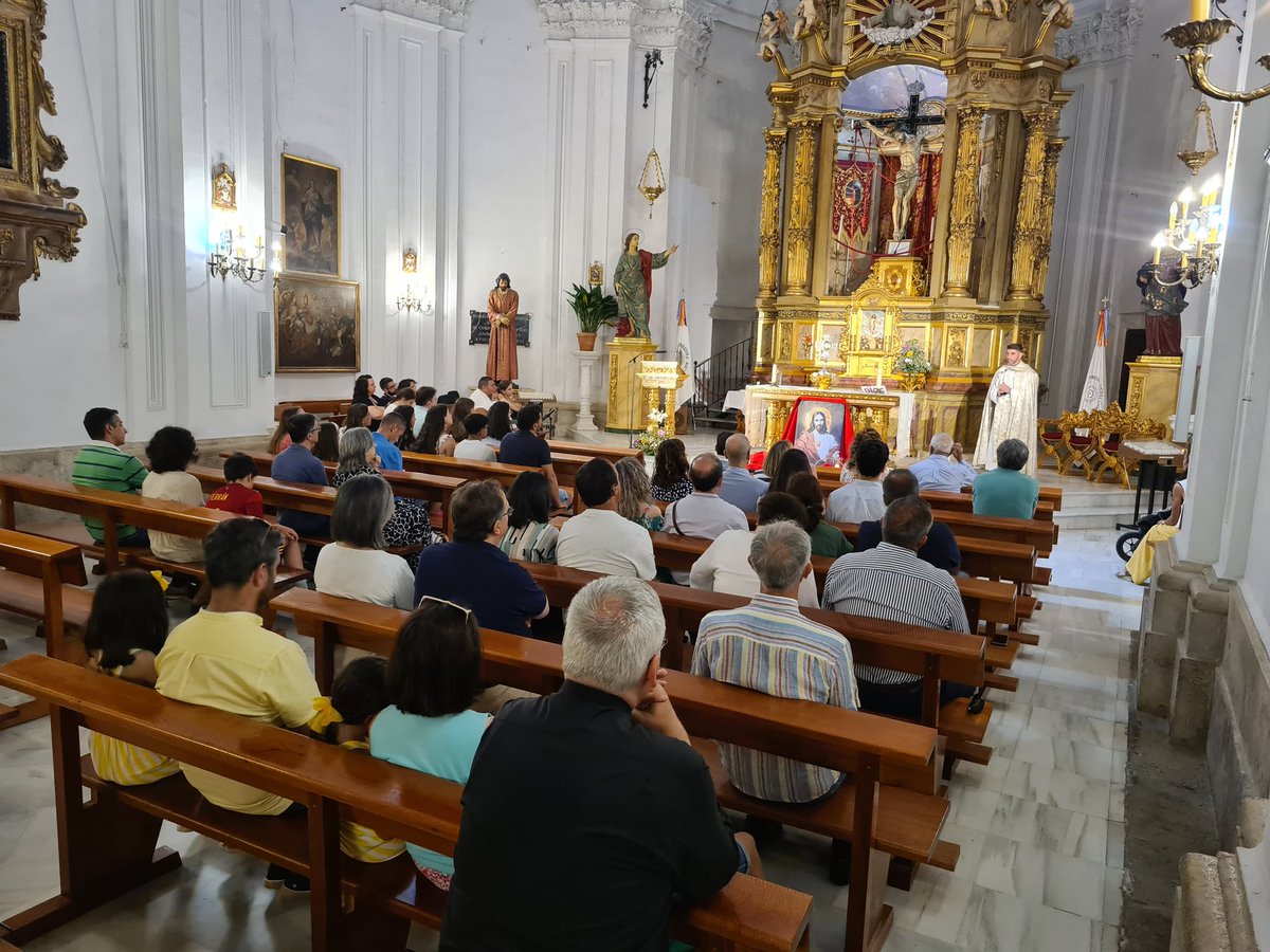 MFCTOLEDO's tweet photo. MFC TOLEDO
Ayer celebramos la Asamblea final de curso del MFC en Yepes. Damos gracias a Dios por volvernos a juntar para rezar, compartir y reír en familia y con otras familias. Damos gracias especialmente por los sacerdotes, porque ellos nos ayudan a llegar al Cielo. https://t.co/GNXMyAinsh