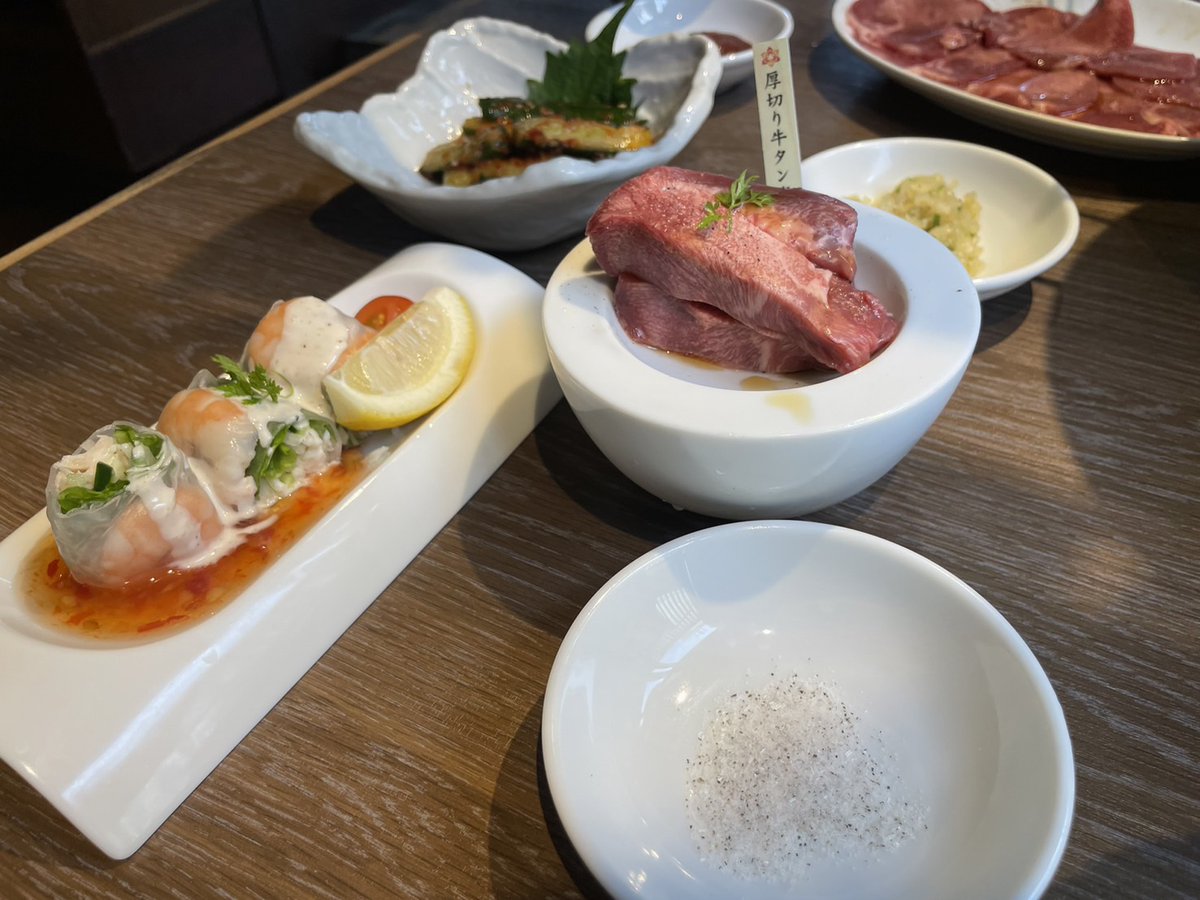 焼肉美味しかった！やっぱり特別な方とのご飯は格別に美味しい😊