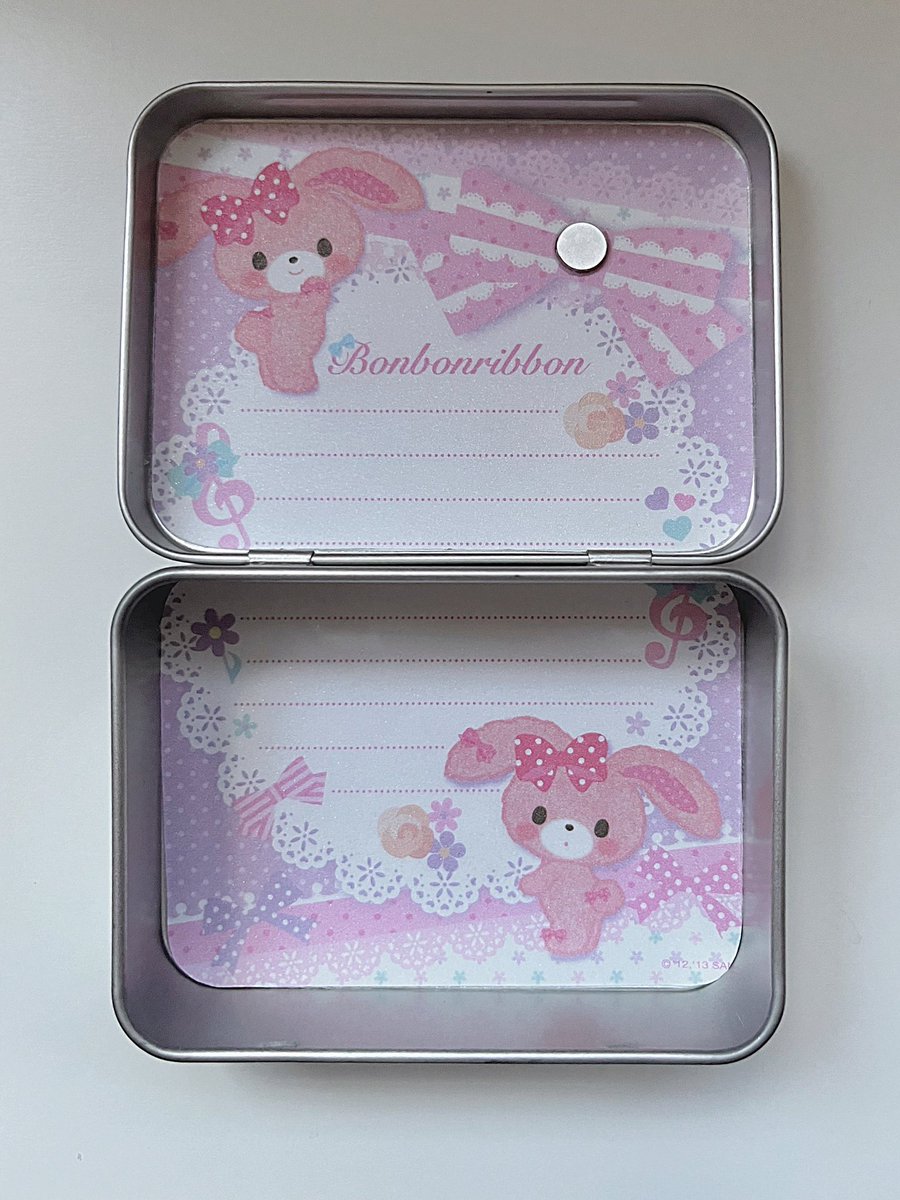 MilkshakeZ_2's tweet photo. ᝬ 𝐂𝐮𝐬𝐭𝐨𝐦 𝐨𝐫𝐝𝐞𝐫 ៸៸ ⁺‧₊ 
my melody - bonbonribbon

มีเจ้าของแล้วค่ะ🎀

#ตลาดนัดsanrio #กล่องเหล็ก #coquettethailand #y2kthailand #tinboxes #aldoidswallet #พวงกุญแจลูกปัด #ของเล่นญี่ปุ่น https://t.co/sdG8NW25kf