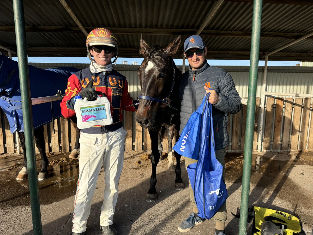 JAMES HERBERTSON clinches the DECRON HORSE CARE NOEL SMITH MEMORIAL INVITATIONAL DRIVERS CHAMPIONSHIP in a three-way countback after winning sixth heat on RUDY GEE (trained by Michael Stanley). 

A double for Herbertson. 

<a href="/TheTrotsComAu/">The Trots</a>