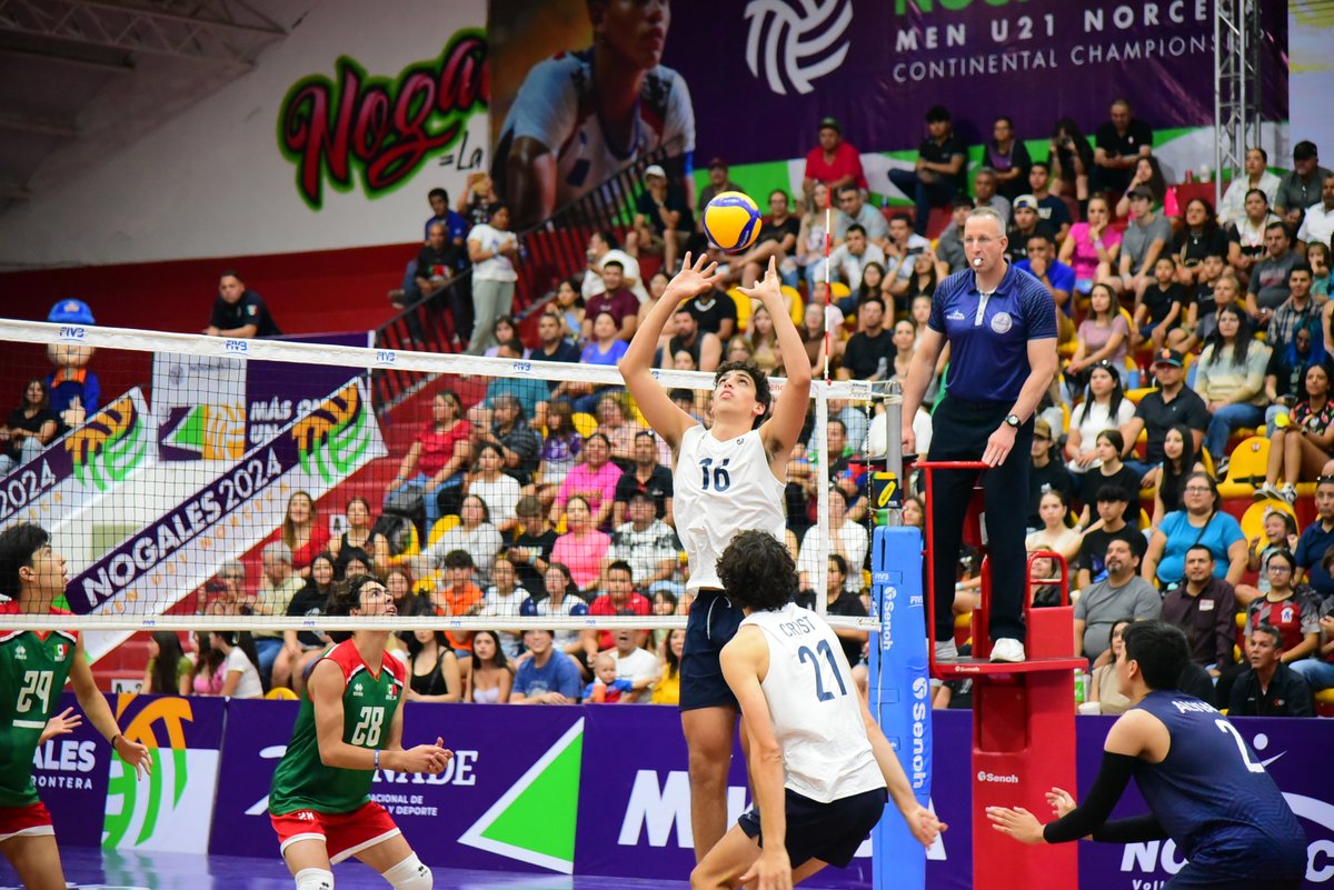 HawaiiMensVB's tweet photo. Big congrats to Tread Rosenthal, Finn Kearney and #TeamUSA for capturing the U21 NORCECA Continental Championship! The U.S. went 5-0 in the tournament and defeated Canada in straight sets in the title match.

#GoBows
📸: NORCECA https://t.co/UGkQMhDpzo