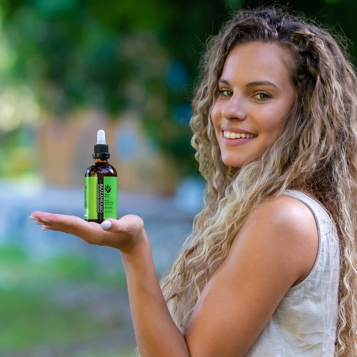 EsthiqueNatural's tweet photo. https://t.co/getJmwr1fW

#esthique #natural #naturalbeauty #beauty #crueltyfree #noanimaltesting #handmadesoap #oliveoilsoap #organicoliveoil #nontoxic #loveyourskin #dermatologicallytested #cpnp #madeingreece #handmade #balm #traditionalsoap #greekcosmetics #honey #waxcream https://t.co/KMCXlPSRs8
