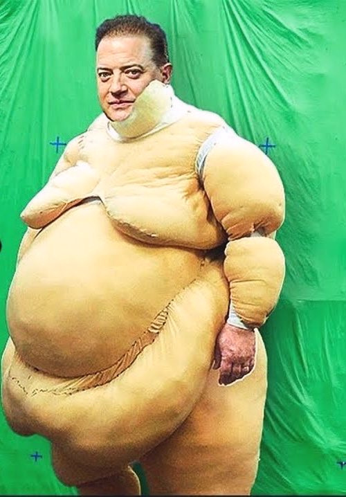 Behind The Scenes Pics That Look Like Shitposts tweet media