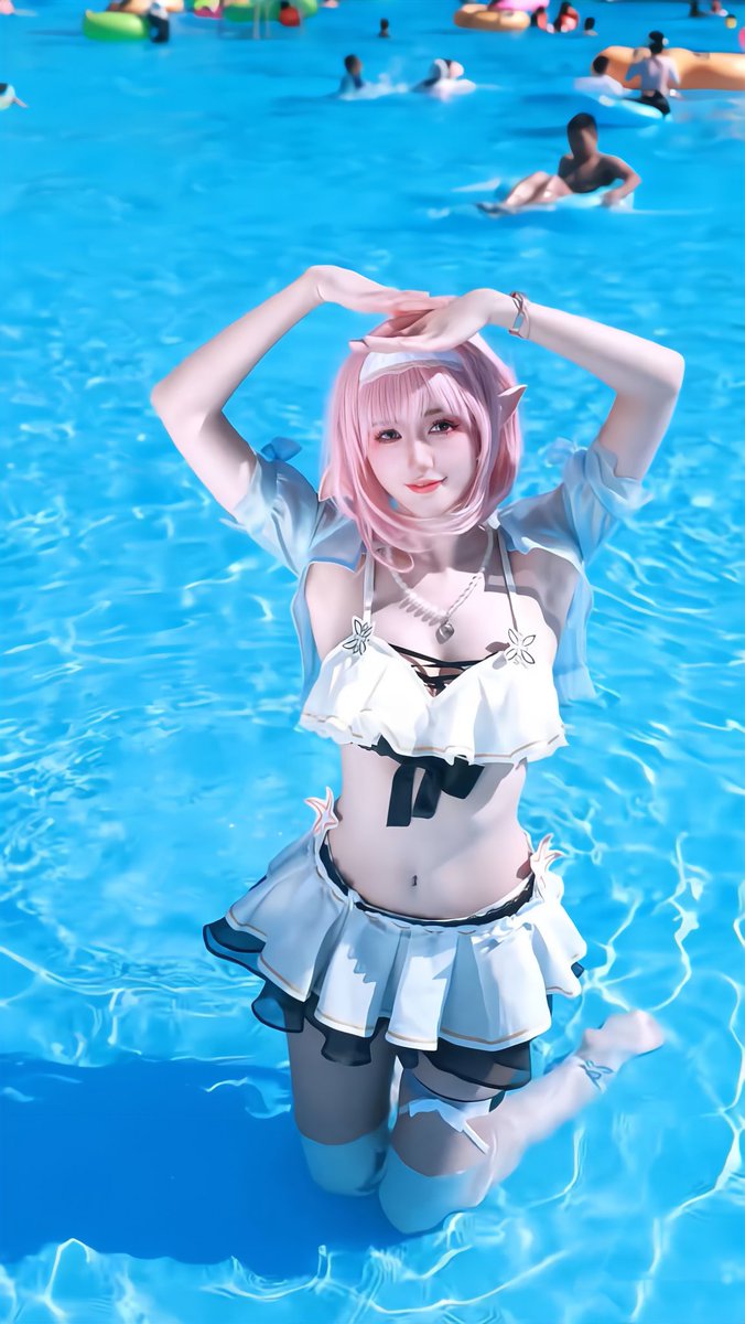 楽しく水遊びをしましょう！
#崩壊3rd
#エリシア 
#cosplay 
#コスプレ女子 https://t.co/90GXUMjDJm