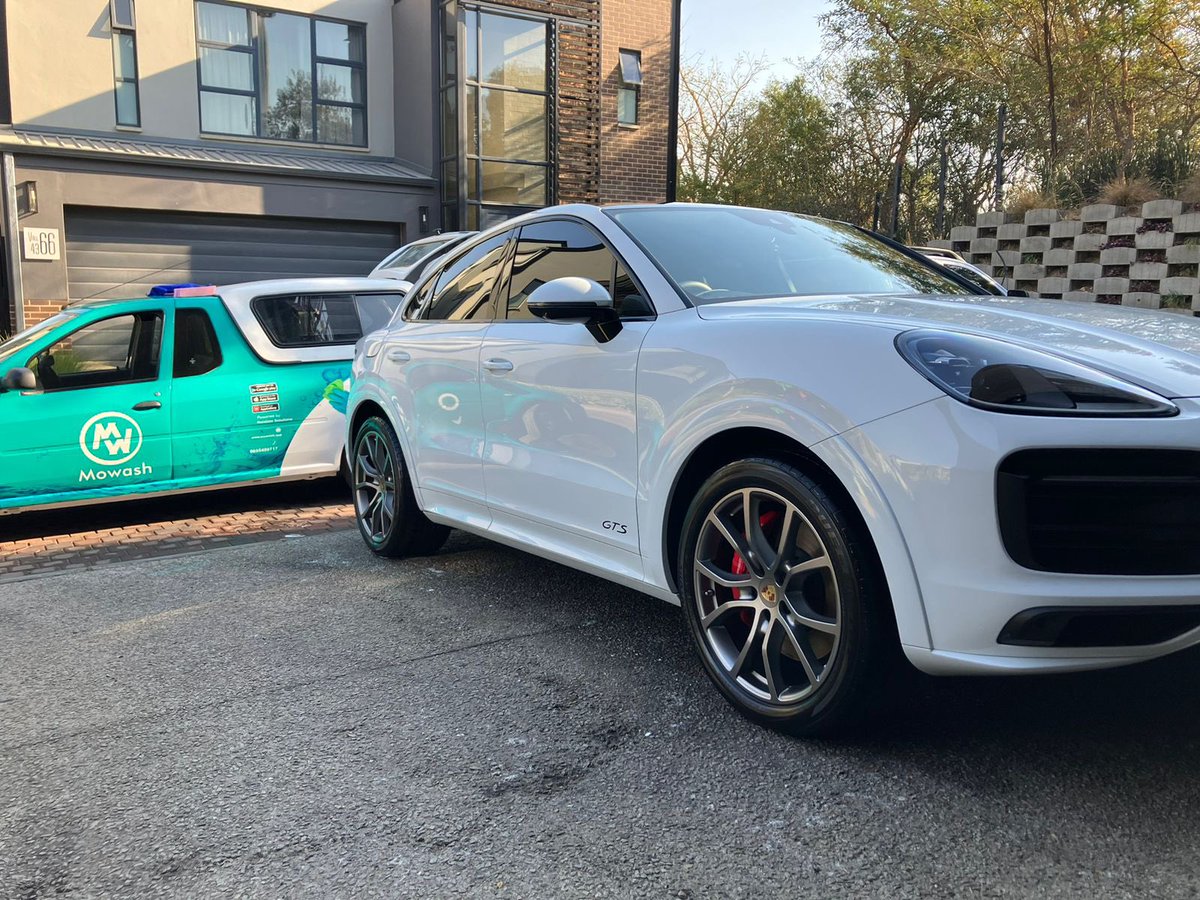 Getting your valuable assets cleaned is as easy as ABC with Mowash, your ultimate mobile car wash, upholstery cleaning and deep cleaning services company on an app📱. The Mowash app is available on Android, iOS and Huawei AppGallery. #CarWash #Cleaning #Jhb #dbn
