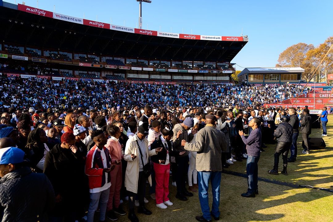 GraceImpactZA's tweet photo. Grace Court Youth is fired up after attending the Youth Fest by 3C The Volt at SuperSport Park. Thousands of youth gathered to worship Jesus. https://t.co/8sDCSTTrrU