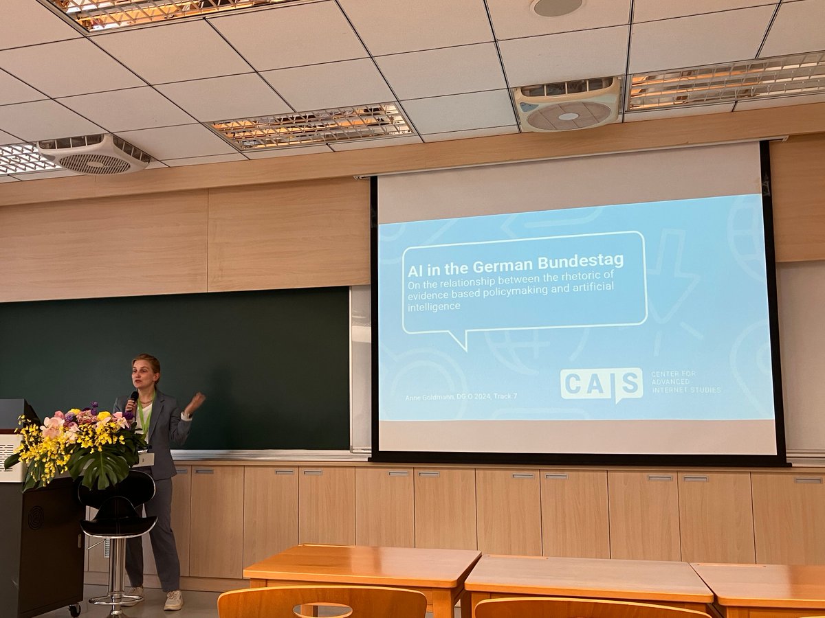 Anne Goldmann tweet media