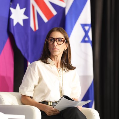 MarniePerlstein's tweet photo. #NewProfilePic https://t.co/c7dYUfqpMN