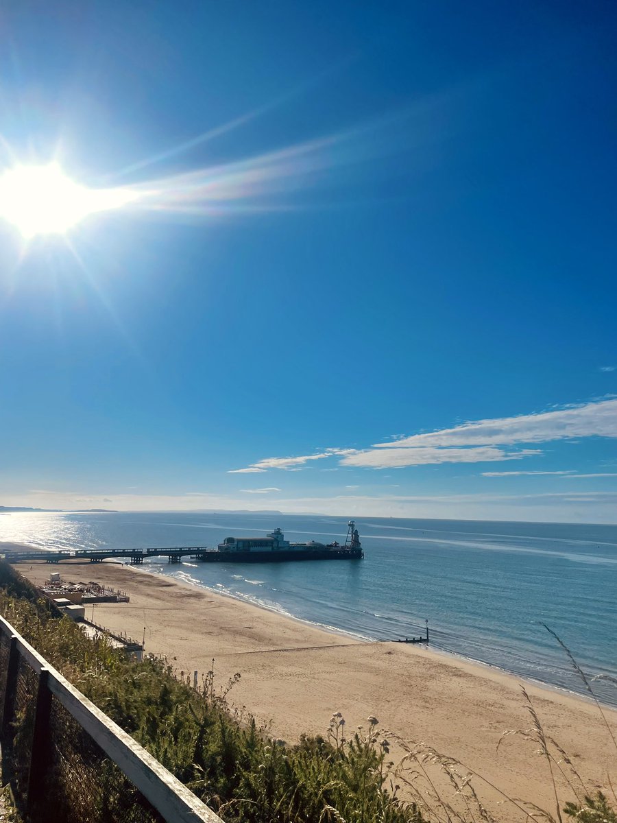 Excelicare's tweet photo. Starting the day off right with this gorgeous commute to the #BASHH2024 conference. Coming from Scotland, we are definitely appreciating the sun! ☀️ https://t.co/76yLMWkAkI