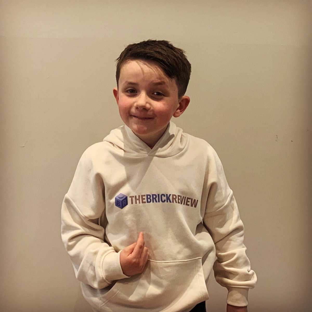 zzzzad's tweet photo. My lad Alex has started out his YouTube journey. Watch out @MrBeast he is after Number 1 spot 💰Honestly he is so grateful for every subscriber he gets so please help #lego #marvel #brickhead #legoreviews #wakefield #uknews #twitterblades

https://t.co/aWbBxuA8D1 https://t.co/aV7J5zqA49