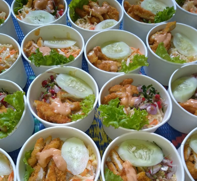 soothaevy's tweet photo. @bluiessss aku dulu jualan jugaa. ini salah satu makanan yang aku jual duluu🥹 seseru itu jualann https://t.co/CafjifV2zR
