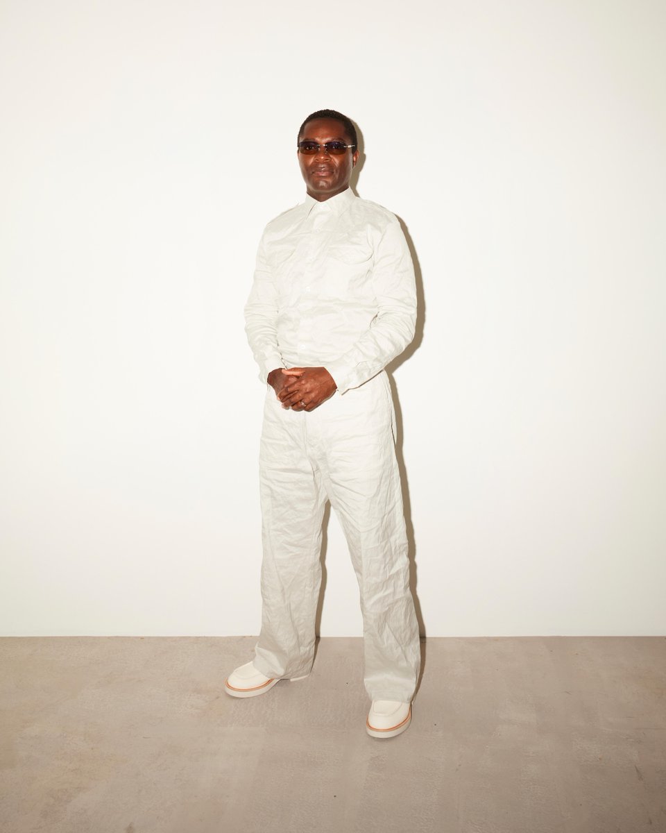 Byeon Wooseok and David Oyelowo attend the Prada SS25 Menswear Show in Milan, at the Fondazione Prada’s Deposito.

#PradaSS25 #PradaPeople