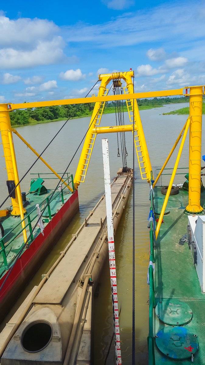 LeaderDerdger's tweet image. Compared with large dredgers, medium-sized cutter suction dredgers are smaller and more flexible, suitable for operations in narrow and complex waters.
📞#WhatsApp: +8613220731669/+8613685368256
#MediumDredger #CompactSize #IncreasedFlexibility #VersatileOperations #Dredging