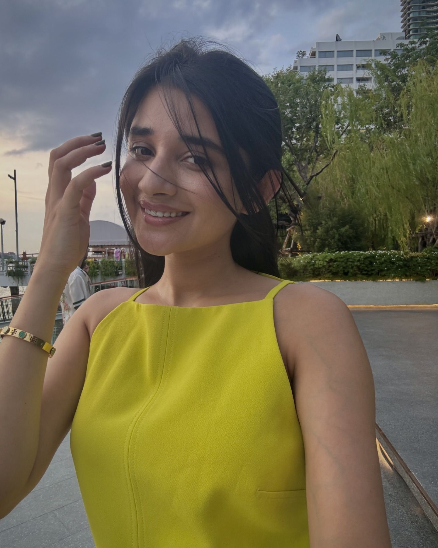 GQQrM27aUAAahu-?format=jpg&name=large