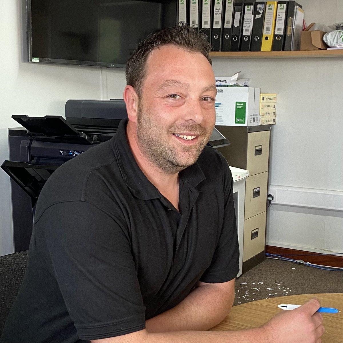 Welcome to our newest addition to the team! Please meet Tim our new draftsman! Tim is here to help us measure, plan and design our future creations, and already he's been priceless! 🥳
#PhotoFriday #highstandards #thanksteam #HardWorkPaysOff #ThankYou #QualityManagement