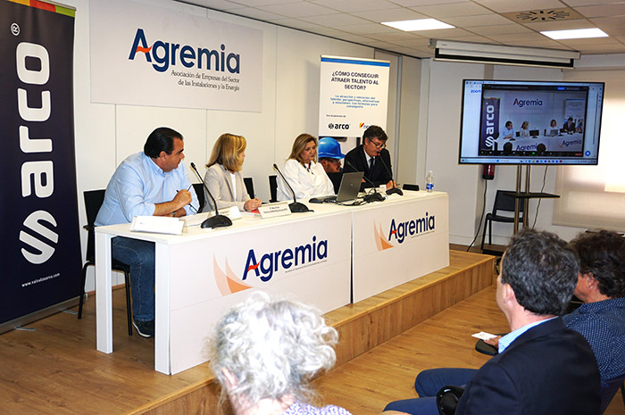 iRehabitae tweet media