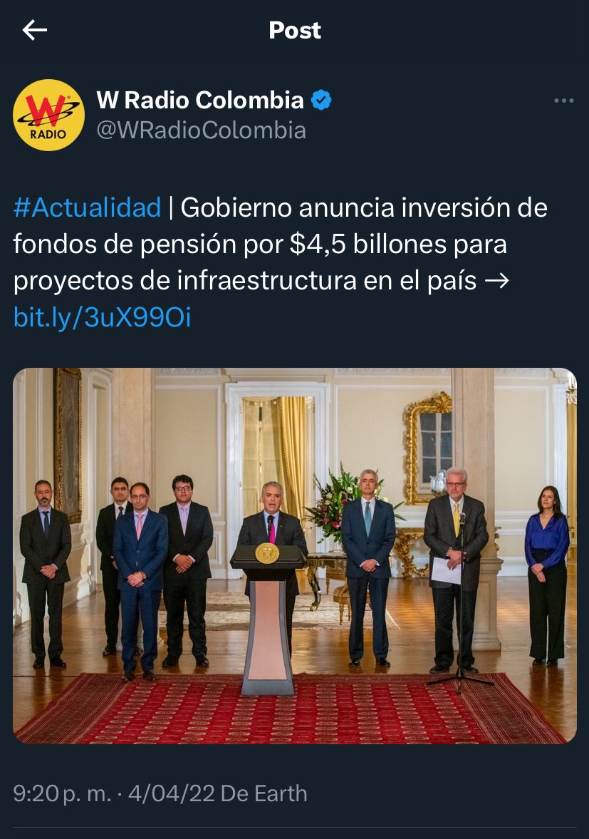 marthaperaltae's tweet photo. Píldoras para la memoria. En 2022 Duque anunció la expropiación de $4,5 billones de las pensiones de los colombianos para hacer vías como el puente Chirajara que terminaban en corrupción o se caían.

No es en este gobierno que se tocan las pensiones a la gente, fue en el mandato de @IvanDuque que se “echó mano de las pensiones” para los proyectos del gobierno.

Claro que ahora se oponen a la #ReformaPensional porque esta plantea el fin de un negociado privado que tenían unos pocos con la plata de las pensiones de los colombianos y por el contrario el dinero ahora llegará a los bolsillos de cada ciudadano. Ahora entendemos.

@petrogustavo