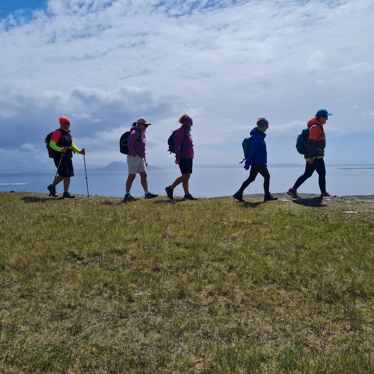 Hikes are better with friends #inishturkisland #comayotourism #Ireland ❤️💚🇮🇪