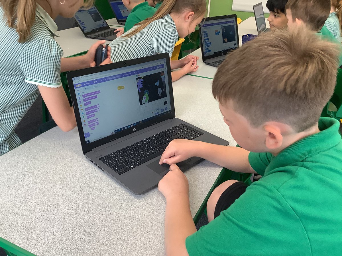 Wye_WPA's tweet image. Having fun creating our own animations this afternoon! #Watersidecomputing