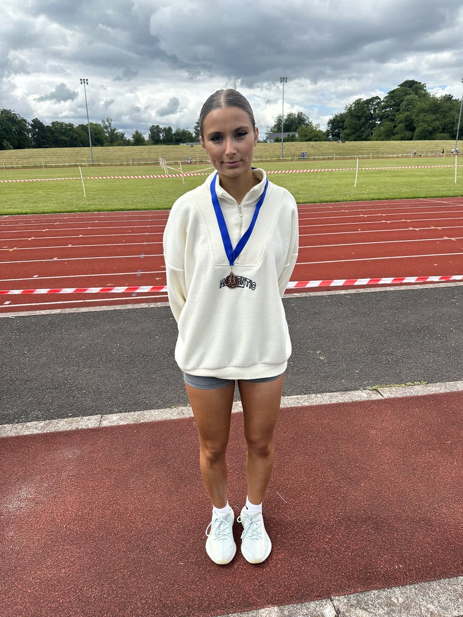Congratulations to Mila Gold winning bronze for high jump 🥉⭐️👏🏼