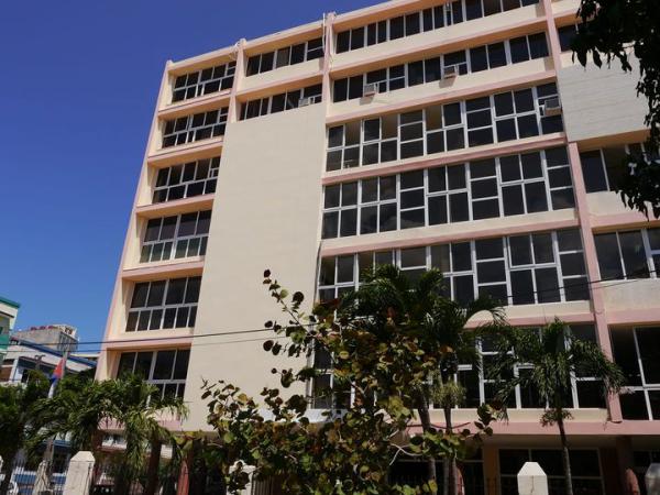 Ahora en el <a href="/ISRICuba/">ISRI Cuba</a> durante la discusión del trabajo de <a href="/VilluendasHeidy/">Heidy Villuendas Ortega</a> en la especialidad de postgrado en el servicio exterior.

Su tema "Acciones para perfeccionar la generación de contenidos digitales en <a href="/CubaMINREX/">Cancillería de Cuba</a>"