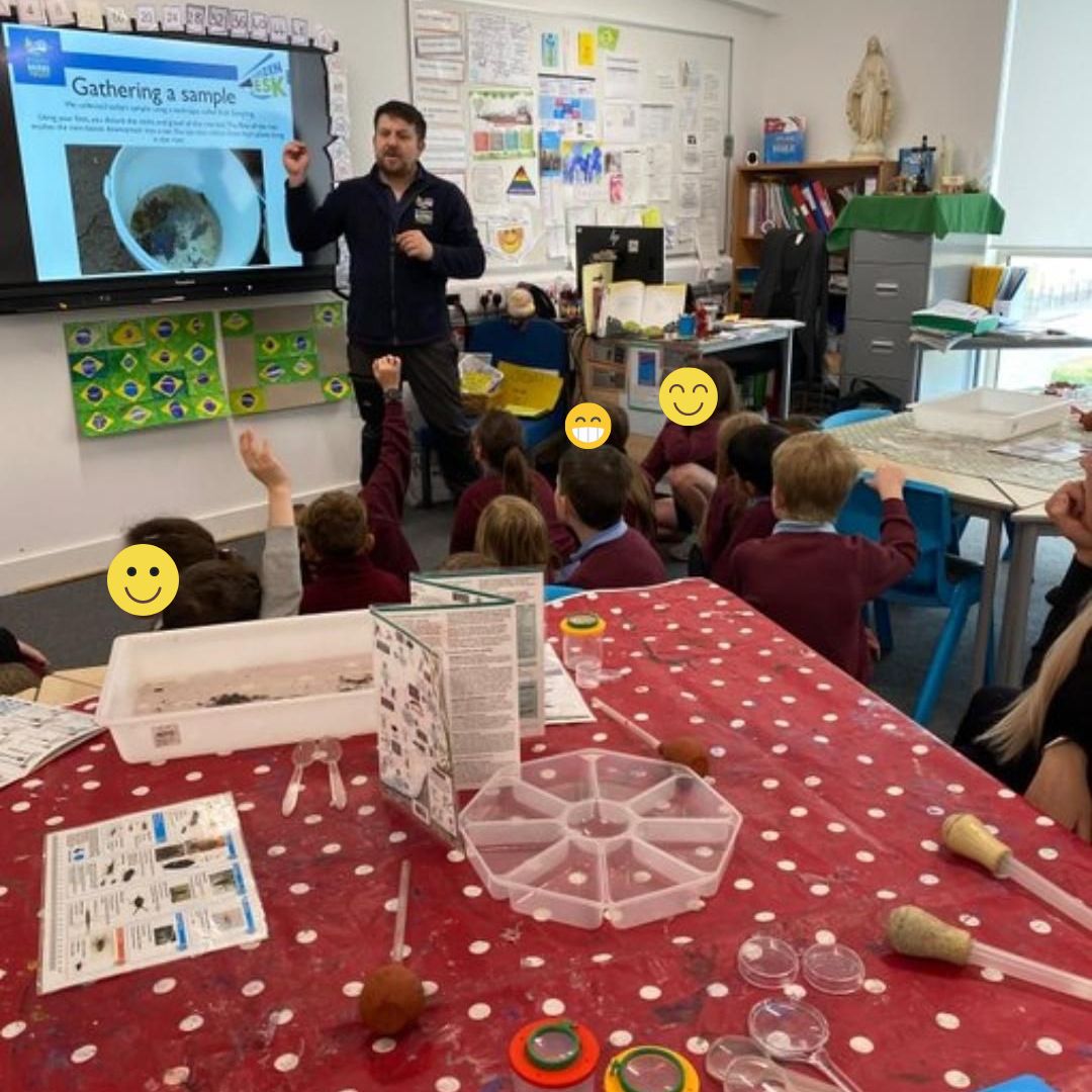 ForthRiversT's tweet photo. 🌊Thanks to St Mary's RC Primary School, Bonnyrigg, for their kind words after Ross’s session on river invertebrates! The class's questions about river minibeasts were fantastic, great to see young folk asking about our rivers. 🪲💧#RiverConservation #CitizenEsk #EskQuestions https://t.co/DW5vOiwECO
