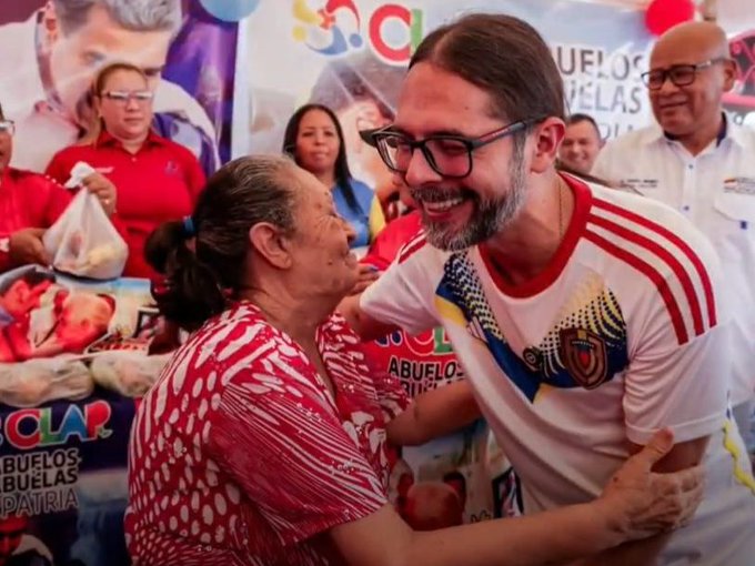 #NotiMippCI 📰🗞| Falcón celebra la vida con abuelos y abuelas de la Patria. Lea más⏩mippci.gob.ve/index.php/2024…
#CultivamosFuturo