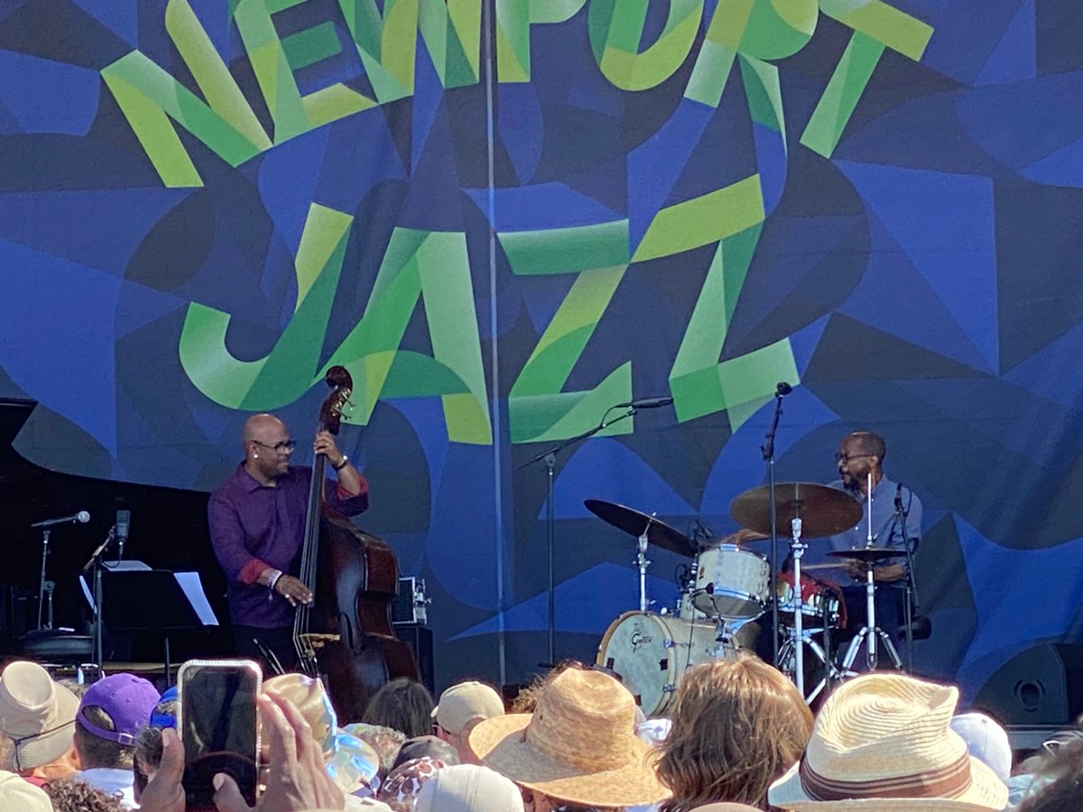 Countdown to #NewportJazzFest Brace yourselves, music lovers!

The #NewportJazzFest lineup is stacked with legends and rising stars. Get ready for an electrifying time! August 2nd-4th is gonna be unforgettable!  #Jazz #FestivalVibes #NewportRI