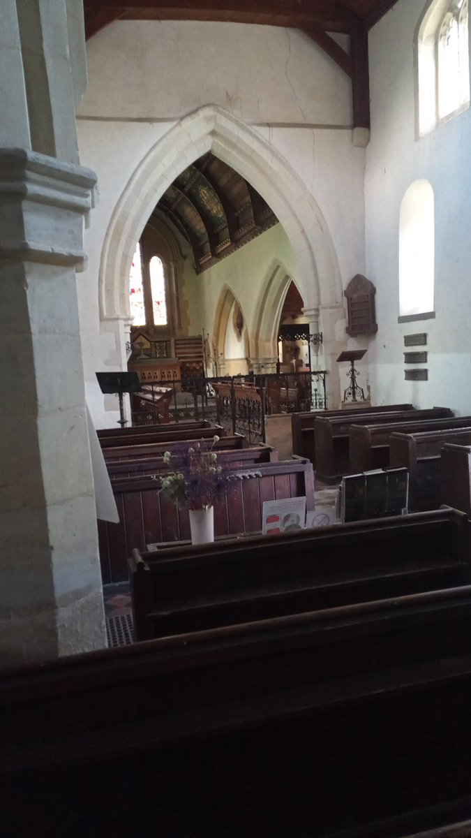 GreeningPoet's tweet image. 350 years ago this Thursday Nicholas Rowe was born in Little Barford near #StNeots and presumably baptised in this font. He was #Shakespeare's first editor. I had the place to myself until 3 policemen arrived in response to reports of vandalism...