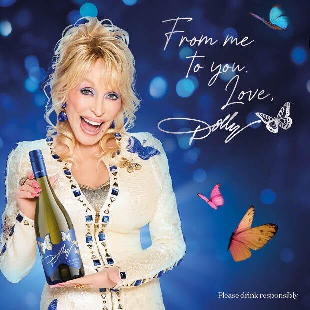 DollyParto6's tweet image. I'm very excited to officially launch @Dollywines today! Crafted with love, these wines are the perfect addition to spending time with family and friends. You can pre-order now at dollywines.com, so let's raise a glass together!
#vivino
From