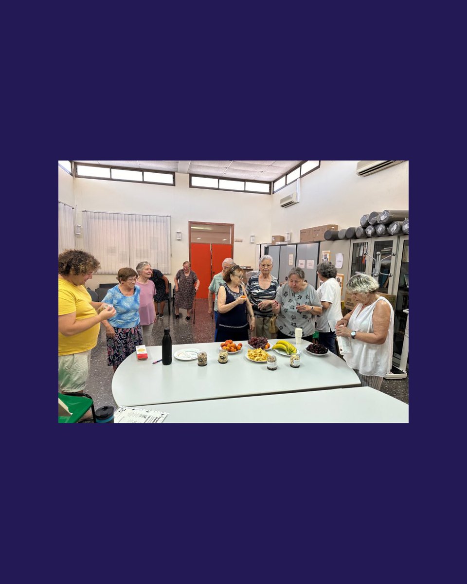 CSSonFerriol's tweet photo. 📢1️⃣1️⃣sesión del taller de envejecimiento activo 👴🏼👵💪🏻🔝sobre alimentacion saludable🥑🍍🍓🍆🍅🍝
Clausura con merienda saludable‼️‼️
🔜Volveremos en septiembre📅
@apmallorca https://t.co/Kv1MXoUFDq