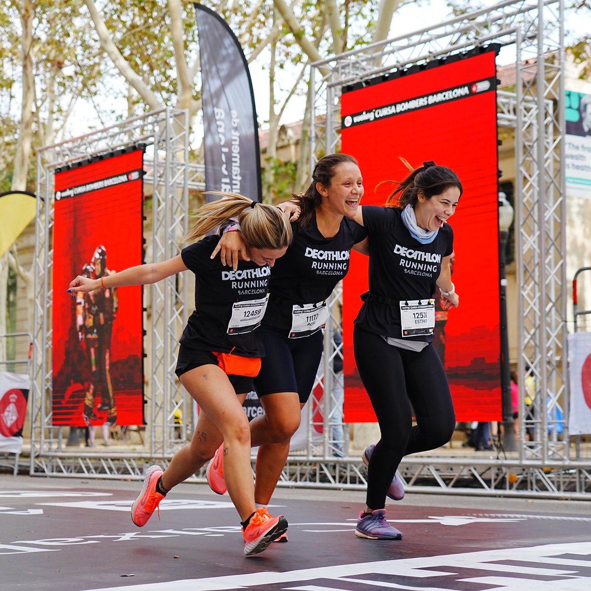 Molt atents/es! 📣

✔️ 𝙅𝙖 𝙙𝙞𝙨𝙥𝙤𝙣𝙞𝙗𝙡𝙚𝙨 𝟱𝟬𝟬𝟬 𝙙𝙤𝙧𝙨𝙖𝙡𝙨 𝙖𝙢𝙗 𝙪𝙣 𝟭𝟬% 𝙙𝙚 𝙙𝙚𝙨𝙘𝙤𝙢𝙥𝙩𝙚 

Inscriu-te 👉 bit.ly/3Kuddhi

25è aniversari de LA  DE BOMBERS
👉 10.11.2024 

#barcelona #running