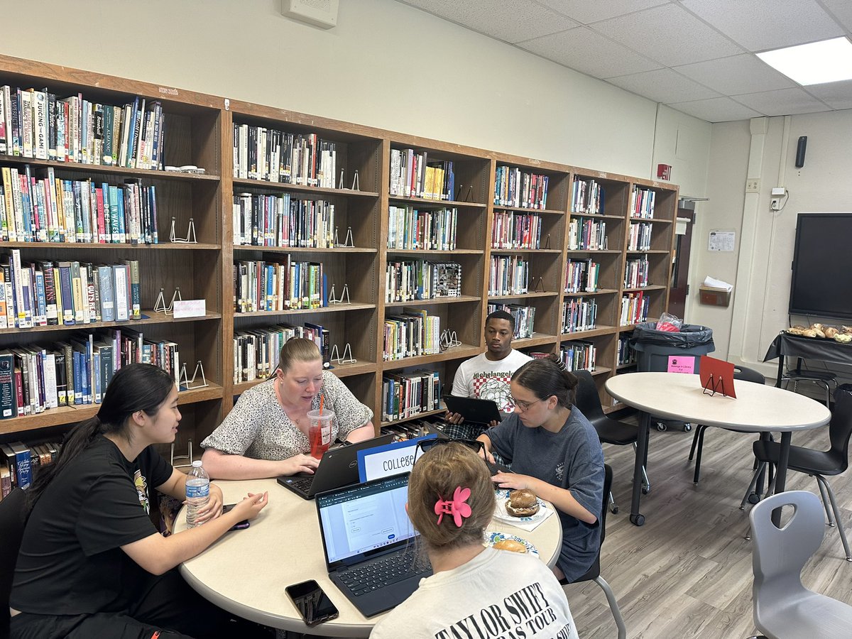 John Madden (@mrmaddener) on Twitter photo East Rockaway College Bootcamp. Thank you to our English Department for collaborating with us to give our juniors a jumpstart on their essays, college lists, and applications. <a href="/EastRockawaySD/">East Rockaway School District</a> <a href="/NACAC/">Natl Association for College Admission Counseling</a> East Rockaway College Bootcamp. Thank you to our English Department for collaborating with us to give our juniors a jumpstart on their essays, college lists, and applications. <a href="/EastRockawaySD/">East Rockaway School District</a> <a href="/NACAC/">Natl Association for College Admission Counseling</a>