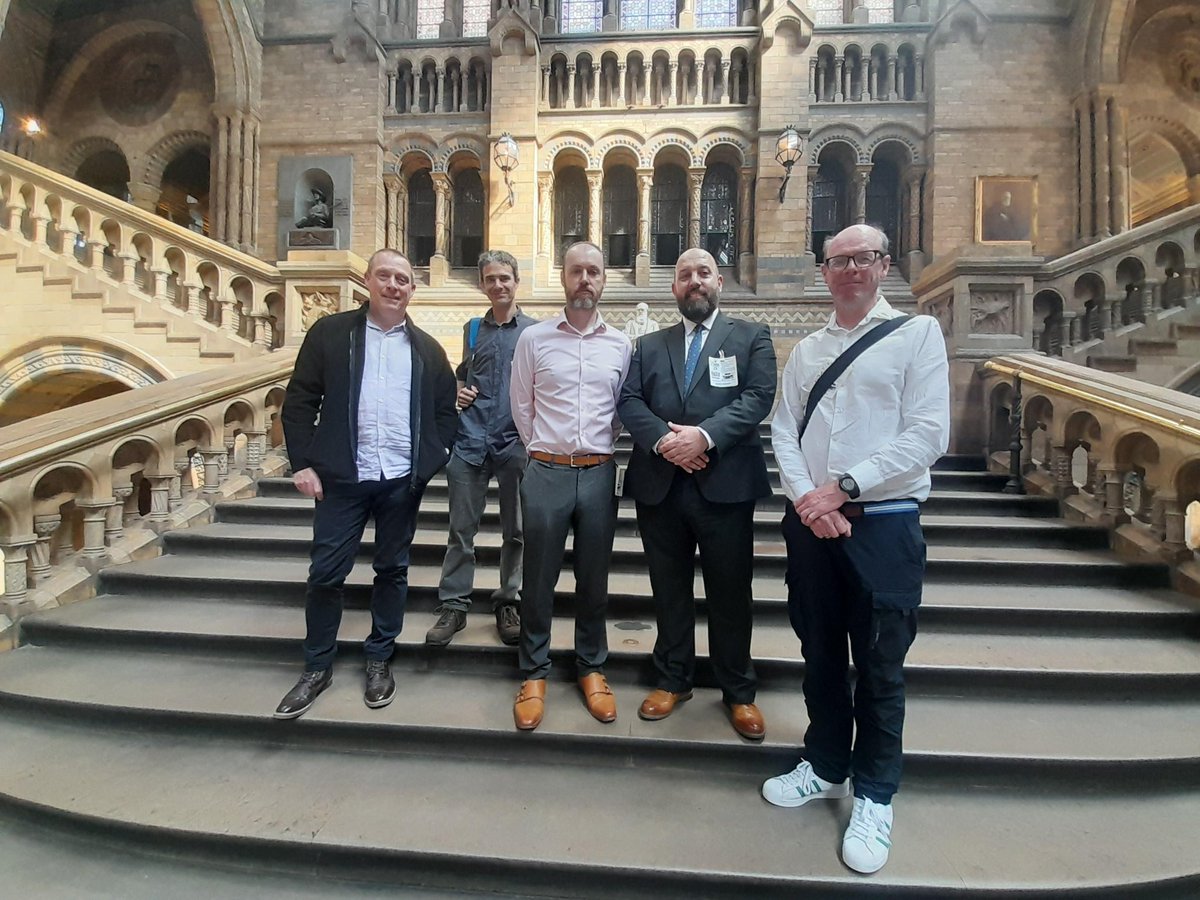 UniRdg_TechServ's tweet photo. Getting ready for the #TechnicianCommitment conference at the #NHM_London this morning. https://t.co/IUNviFTXRi