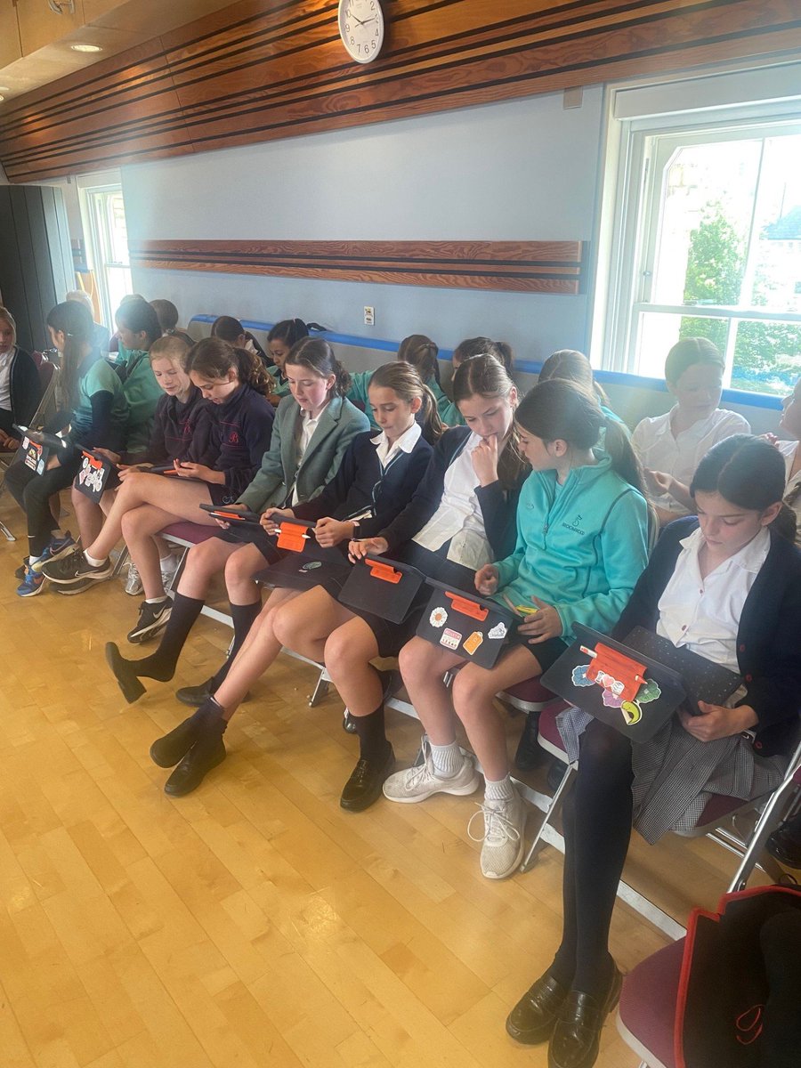 Broomwood Geography (@broomwoodgeog) on Twitter photo Year 6 had a lot of fun during their geography morning today. After a global location team challenge, we had Lucy from <a href="/ClimateEdUK/">Climate Ed</a> do a special assembly for us about climate change. The girls then used a website to work our their carbon footprints. <a href="/BroomwoodGirls/">Broomwood Prep - Girls</a> Year 6 had a lot of fun during their geography morning today. After a global location team challenge, we had Lucy from <a href="/ClimateEdUK/">Climate Ed</a> do a special assembly for us about climate change. The girls then used a website to work our their carbon footprints. <a href="/BroomwoodGirls/">Broomwood Prep - Girls</a>