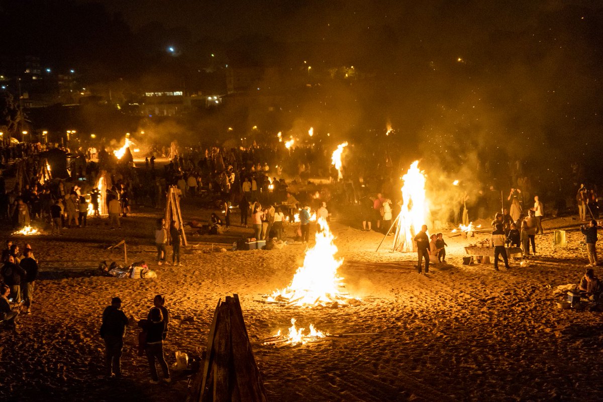 ConcelloOleiros's tweet photo. 🔥 SAN XOÁN

⏰ Entrega gratuíta de leña: 20:00 h
⏰ Acceso ás praias para realizar fogueiras: 20:00 h
⏰ Desaloxo praias: 4:00 h
⏰ Acceso praias bañistas luns 24: 12:00 h https://t.co/o5YIeWv5N4