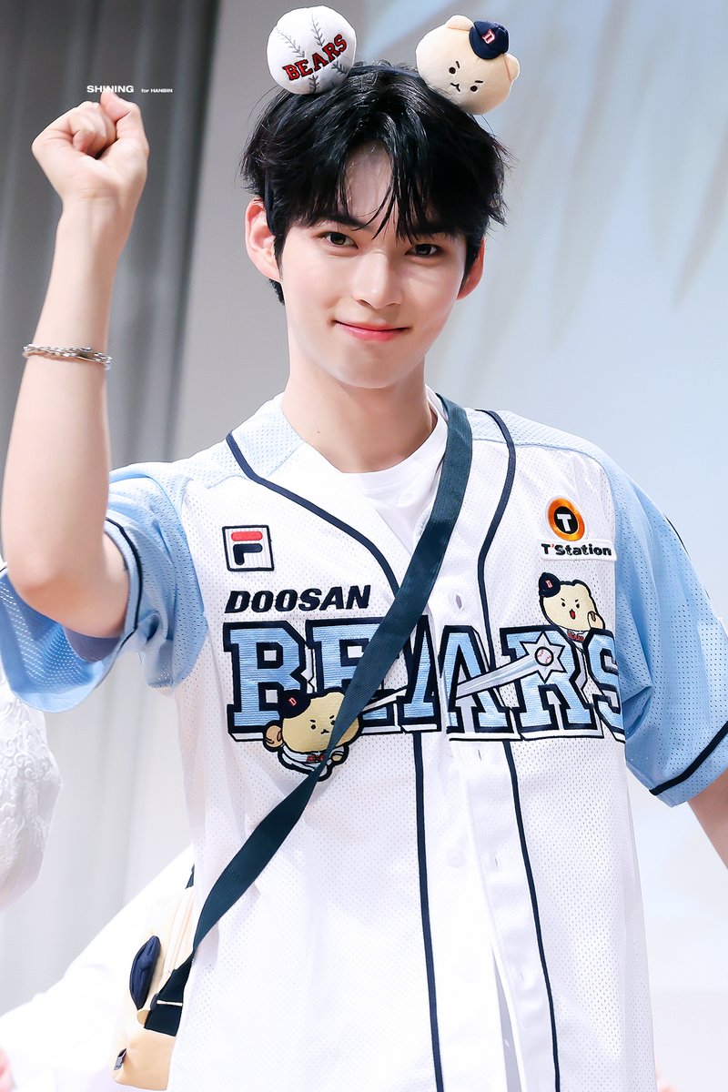 shining_0613's tweet photo. 240614  #성한빈 #SUNGHANBIN #ソンハンビン #ZB1 #제로베이스원 #ZEROBASEONE https://t.co/b8BAlMrayp