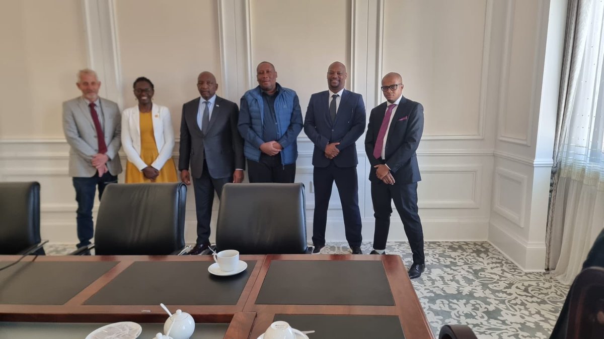 Faith Osier (@faithosier) on Twitter photo MOTIVATED Monday ๐ช๐พ๐ช๐พ๐ช๐พ Thrilled to meet His Excellency Prime Minister of Lesotho this morning @LiseloLabs โฆ<a href="/CSIR/">CSIR ๐ฟ๐ฆ</a>โฉ #Vaccine Manufacturing in Africa Leadership starts here ๐๐พ๐๐พ๐๐พ So grateful๐๐พโฆ<a href="/imperialcollege/">Imperial College London</a>โฉ โฆโฆโฆ<a href="/wellcometrust/">Wellcome</a>โฉ โฆ<a href="/UNITAID/">Unitaid</a>โฉ MOTIVATED Monday ๐ช๐พ๐ช๐พ๐ช๐พ Thrilled to meet His Excellency Prime Minister of Lesotho this morning @LiseloLabs โฆ<a href="/CSIR/">CSIR ๐ฟ๐ฆ</a>โฉ #Vaccine Manufacturing in Africa Leadership starts here ๐๐พ๐๐พ๐๐พ So grateful๐๐พโฆ<a href="/imperialcollege/">Imperial College London</a>โฉ โฆโฆโฆ<a href="/wellcometrust/">Wellcome</a>โฉ โฆ<a href="/UNITAID/">Unitaid</a>โฉ