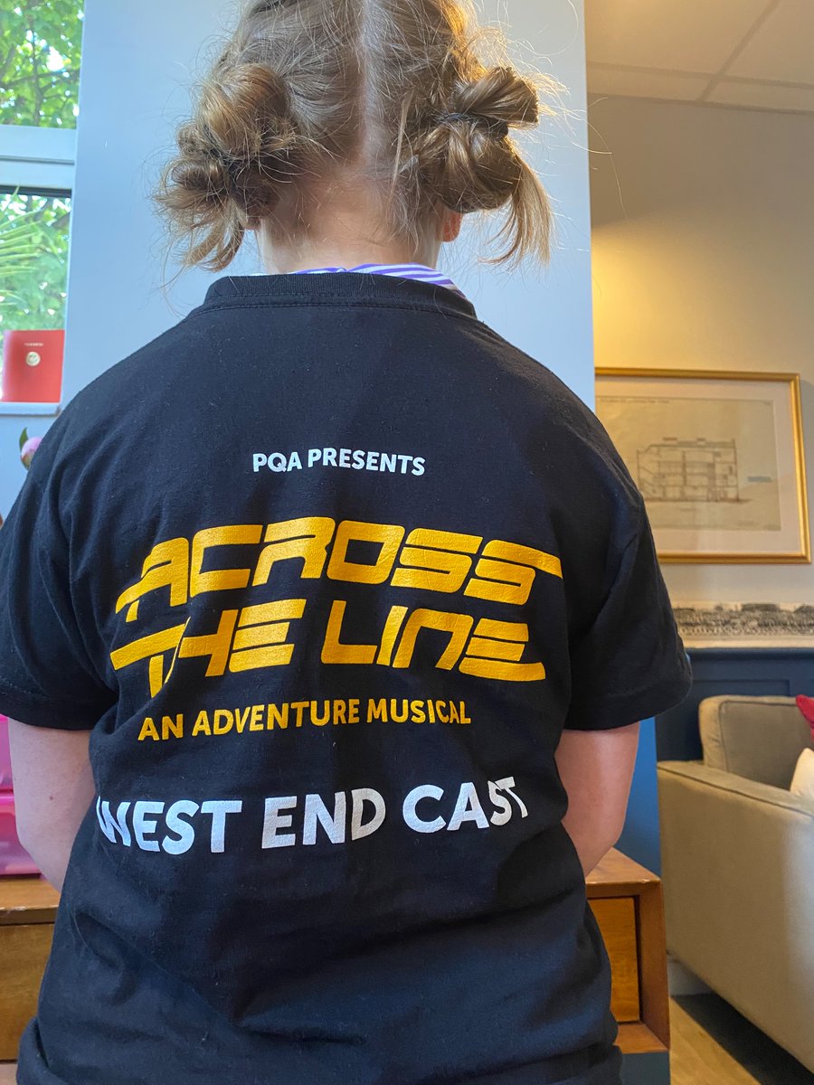 One of my amazing Y5 girls performed in ‘His Majesty’s Theatre’ in a production of ‘Across the Line’. What an awesome achievement 🕺🏻
