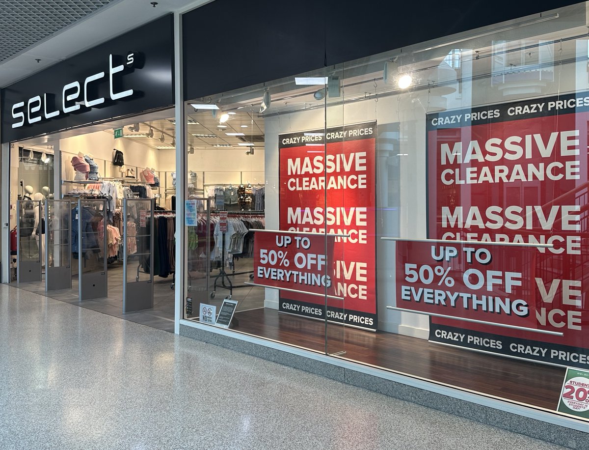 AlhambraCentre's tweet image. Don't miss @selectfashion's Massive Clearance Sale NOW ON!

With up to 50% off everything, your new Summer wardrobe awaits! ☀️

#SlayInSelect #SelectStyle #MustHave #StyleSecrets