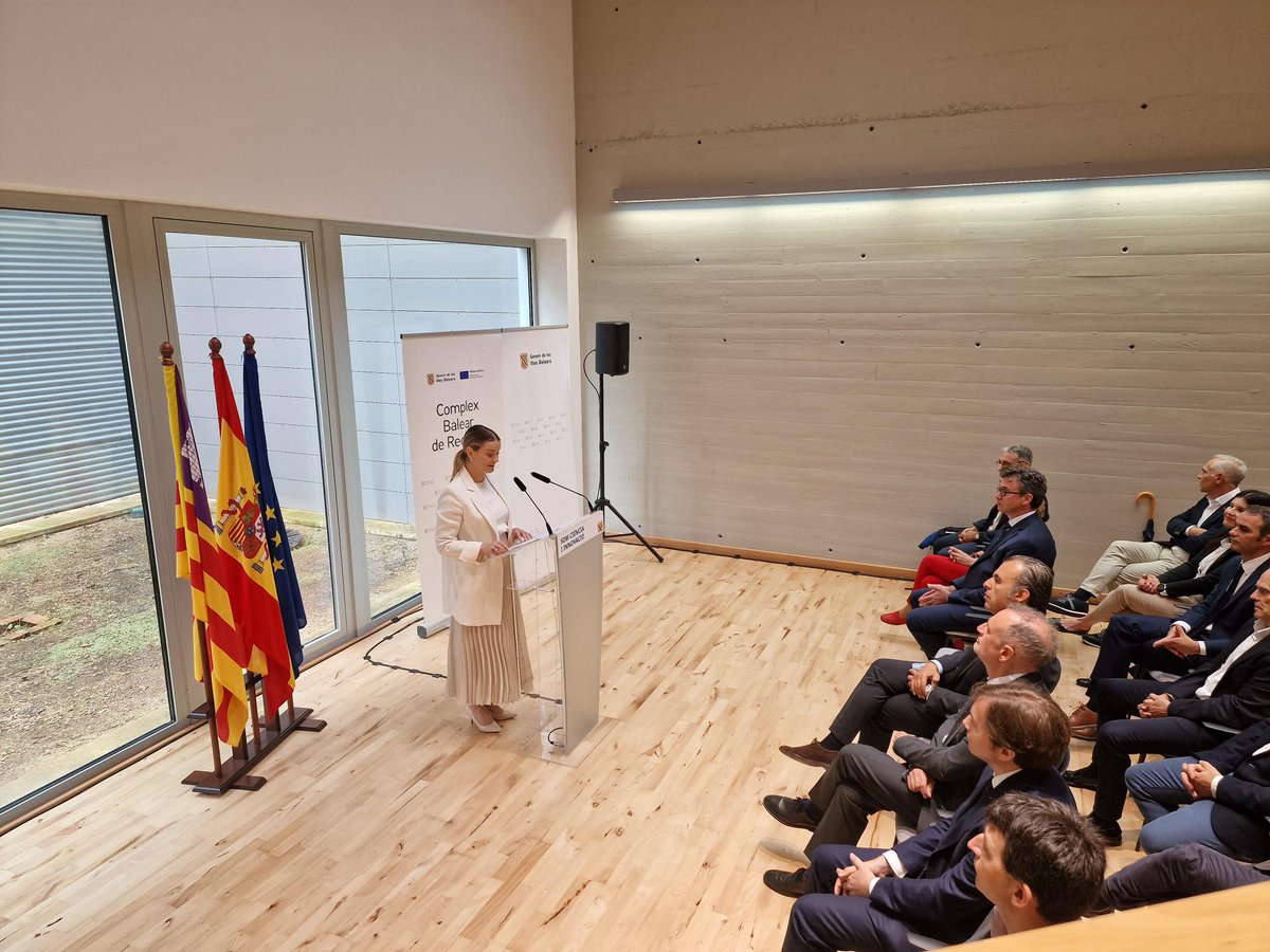 Wireless DNA (@wirelessdna) on Twitter photo Se ha inaugurado oficialmente el Complejo de Investigación Balear <a href="/goib/">Govern de les Illes Balears</a> <a href="/MargaProhens/">Marga Prohens</a> <a href="/UIBuniversitat/">Universitat de les Illes Balears - UIB</a>. Desde @wirelessdna damos la bienvenida a esta infraestructura de primer nivel destinada a apoyar y liderar el impulso científico y la innovación en nuestra comunidad autónoma. Se ha inaugurado oficialmente el Complejo de Investigación Balear <a href="/goib/">Govern de les Illes Balears</a> <a href="/MargaProhens/">Marga Prohens</a> <a href="/UIBuniversitat/">Universitat de les Illes Balears - UIB</a>. Desde @wirelessdna damos la bienvenida a esta infraestructura de primer nivel destinada a apoyar y liderar el impulso científico y la innovación en nuestra comunidad autónoma.
