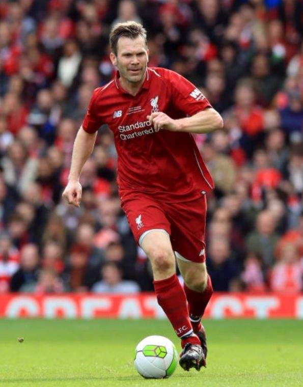 estoesanfield_'s tweet photo. [🔴🎂] HISTORIA #LIVERPOOL

🍾 Hoy cumple 52 años nuestro 🇸🇯 Bjørn Tore Kvarme

📊 Sus números en @LFC, donde permaneció 2 años:

🏟 54 partidos

Asiduo a los partidos de @LFCFoundation, es el representante de Martin Ødegaard.

Muchas felicidades

#OnceRedAlwaysRed
#YNWA https://t.co/Navp27enzz