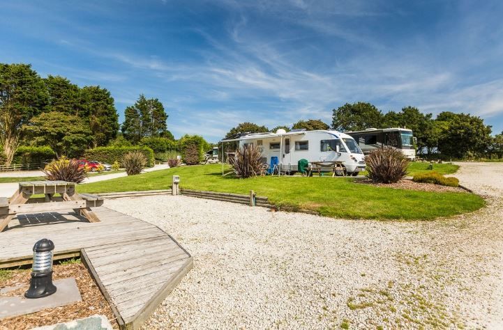 Camping_Direct's tweet photo. π Explore Cornwall from Carvynick Holiday Park! π
π The well-presented touring pitches offer everything you need for a comfortable stay.
https://t.co/rxLgO8n6lF
#CornwallCamping #TouringPitches #CampingUK #ScenicViews #CornishCoast #Family #Pets #Explore #Summercourt #Newquay https://t.co/5kBl72W4hw