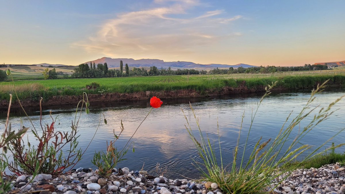 aslanavsarbey's tweet image. Bizim köy ve #Zamantı Irmağı…

#Pınarbaşı-#Kayseri