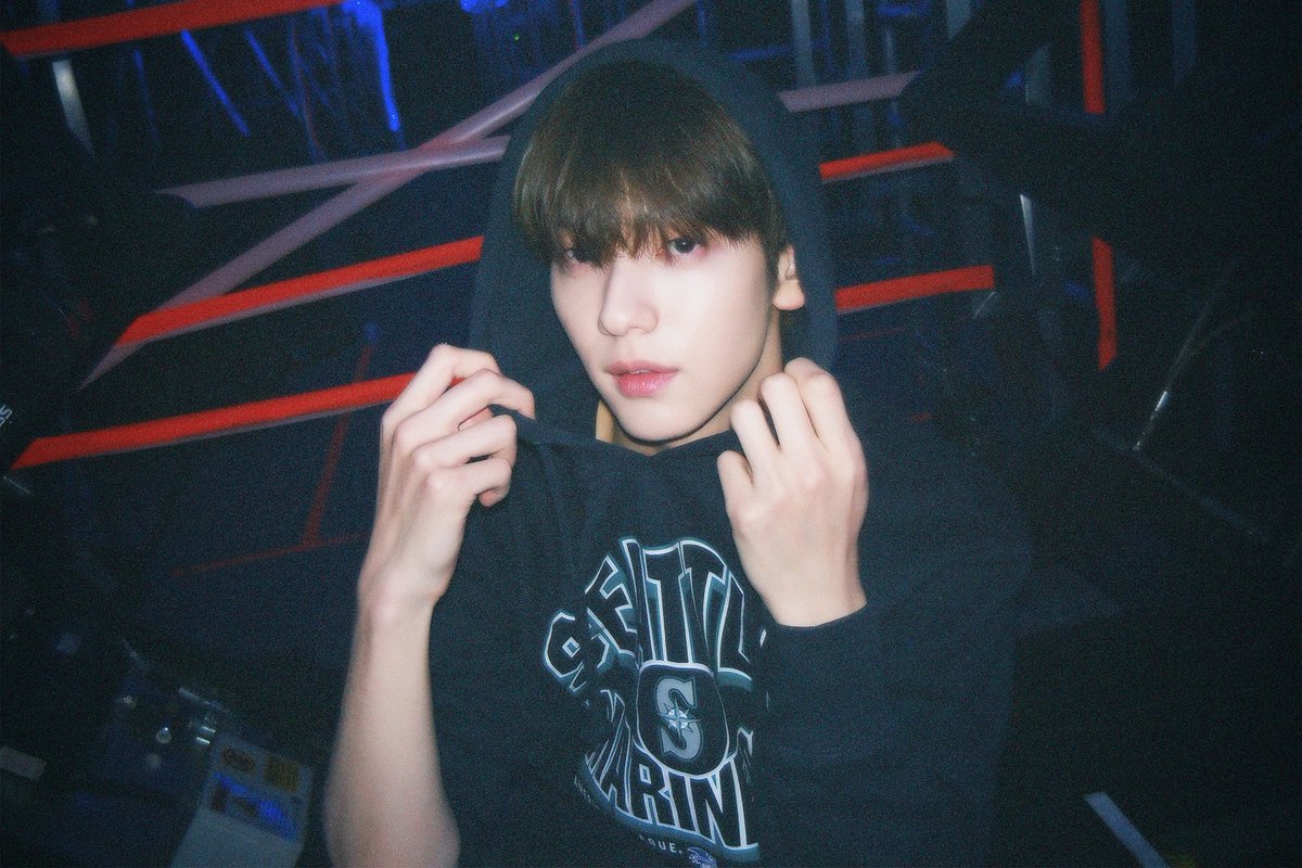 translatingTXT's tweet photo. [240617] #SOOBIN Weverse

“pictures i took at the concert venue in seattle”

@TXT_members @TXT_bighit https://t.co/CoqPzYI6FK