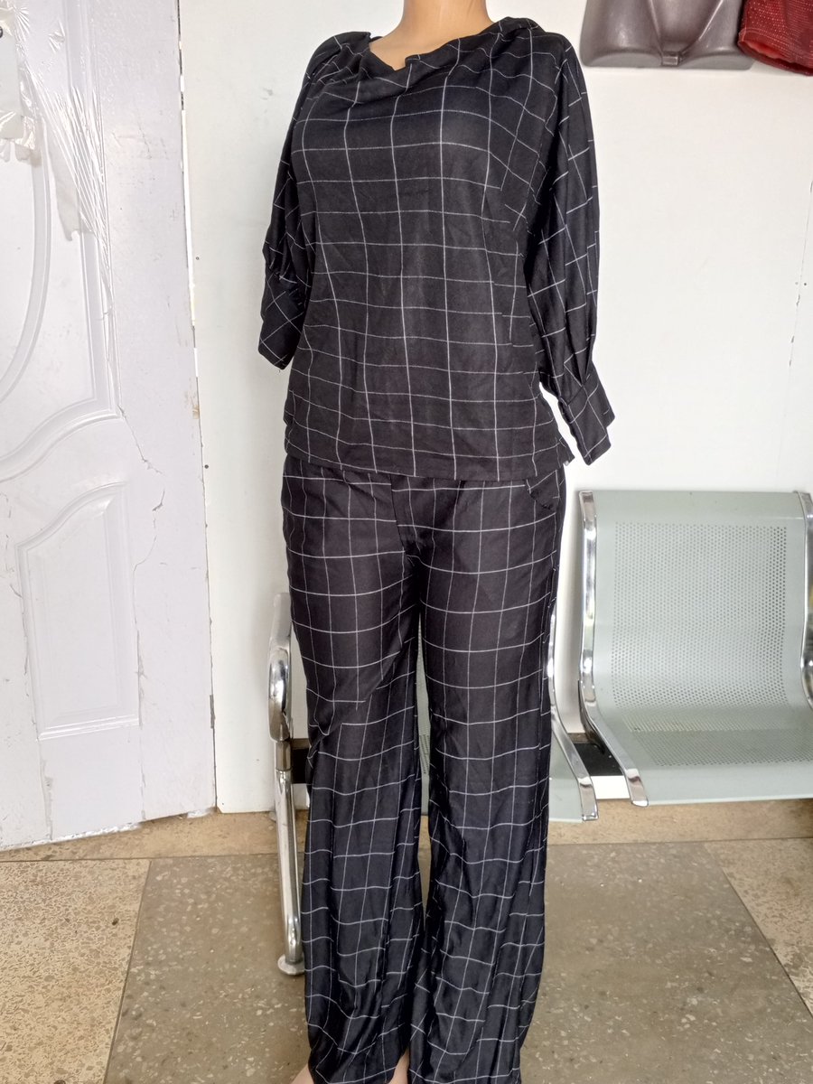 AfroAttire's tweet photo. A peek into our female wears collection.
All crafted and designed by AfroAttire
Visit us today for instant purchase or contact us as we deliver nationwide.

#garmentfactory #clothingbrand #fashiondesigner #clothmaking #femalewears #gowndress #2pieceset #nativewears #kano https://t.co/ETnEV9KfCK