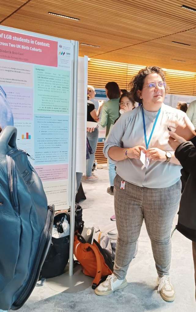 annacaprinali's tweet photo. Had a lot of interesting discussions at #EPC2024 about my paper (w/@DBoertien) on cohort change in the LGB educational premium and the mechanisms behind it! 

Thanks to all who passed by my poster and also to my Trento mates @v_ferraretto
@BeaCaniglia @rebecca_soldo and G.Minchio https://t.co/Nqm6MCTz2h